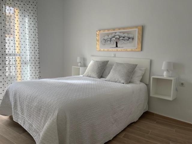 Apartamentos Turisticos Los Barruecos Caces 外观 照片
