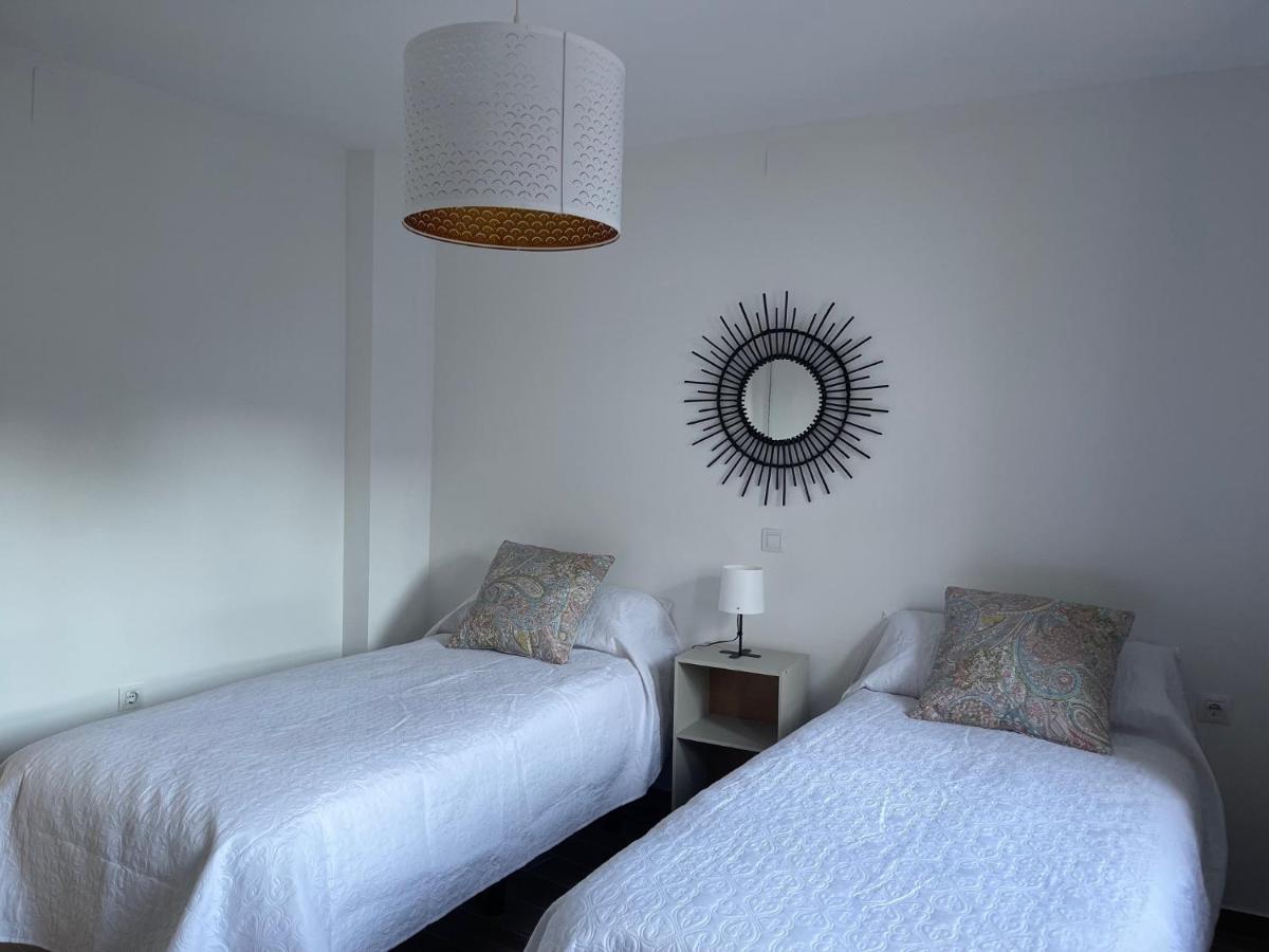 Apartamentos Turisticos Los Barruecos Caces 外观 照片